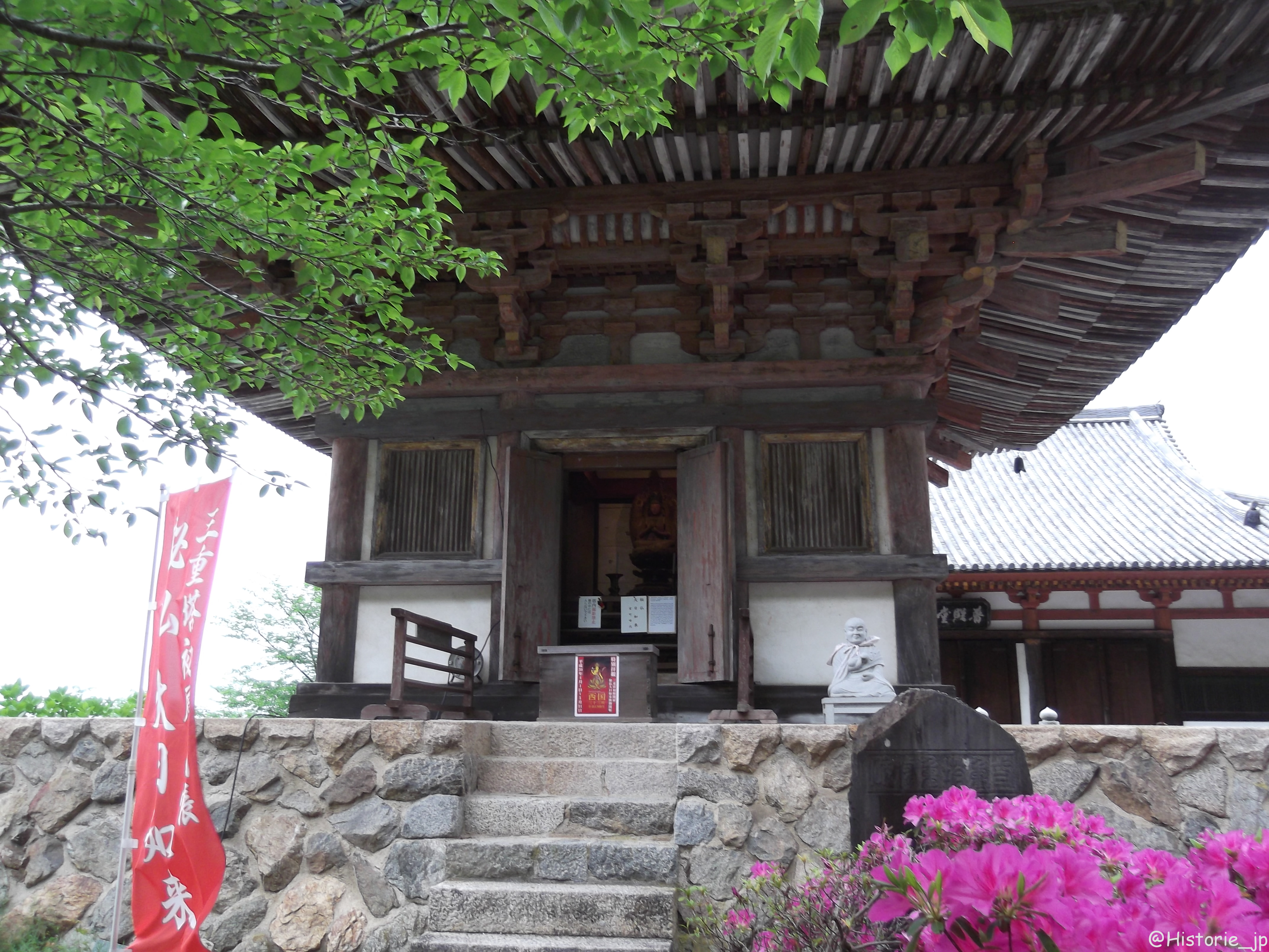 特別拝観「壷阪寺二大塔同時開扉」三重塔と多宝塔の初層を特別開扉