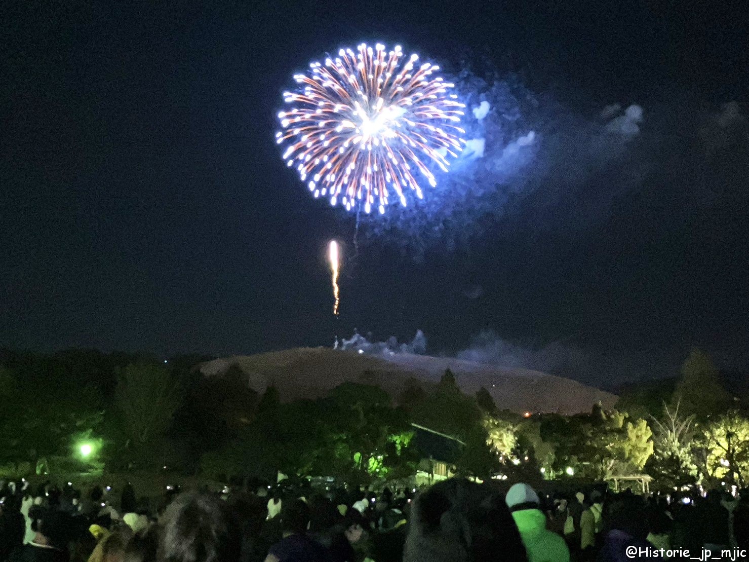 [奈良] 若草山焼き行事・観望ポイントまとめ☆彡古都奈良に早春を告げる伝統行事　若草山・毎年1月の第4土曜日開催