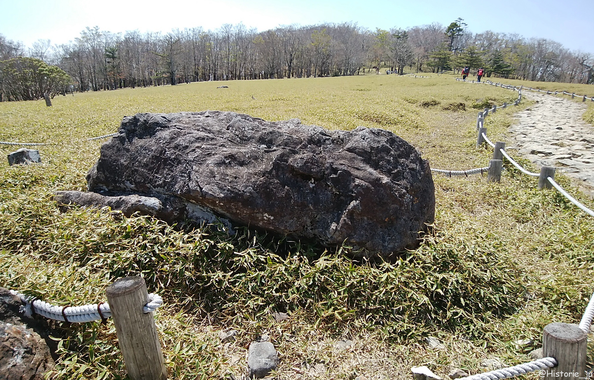 魔物を封じた牛石・大台ケ原の牛石ヶ原