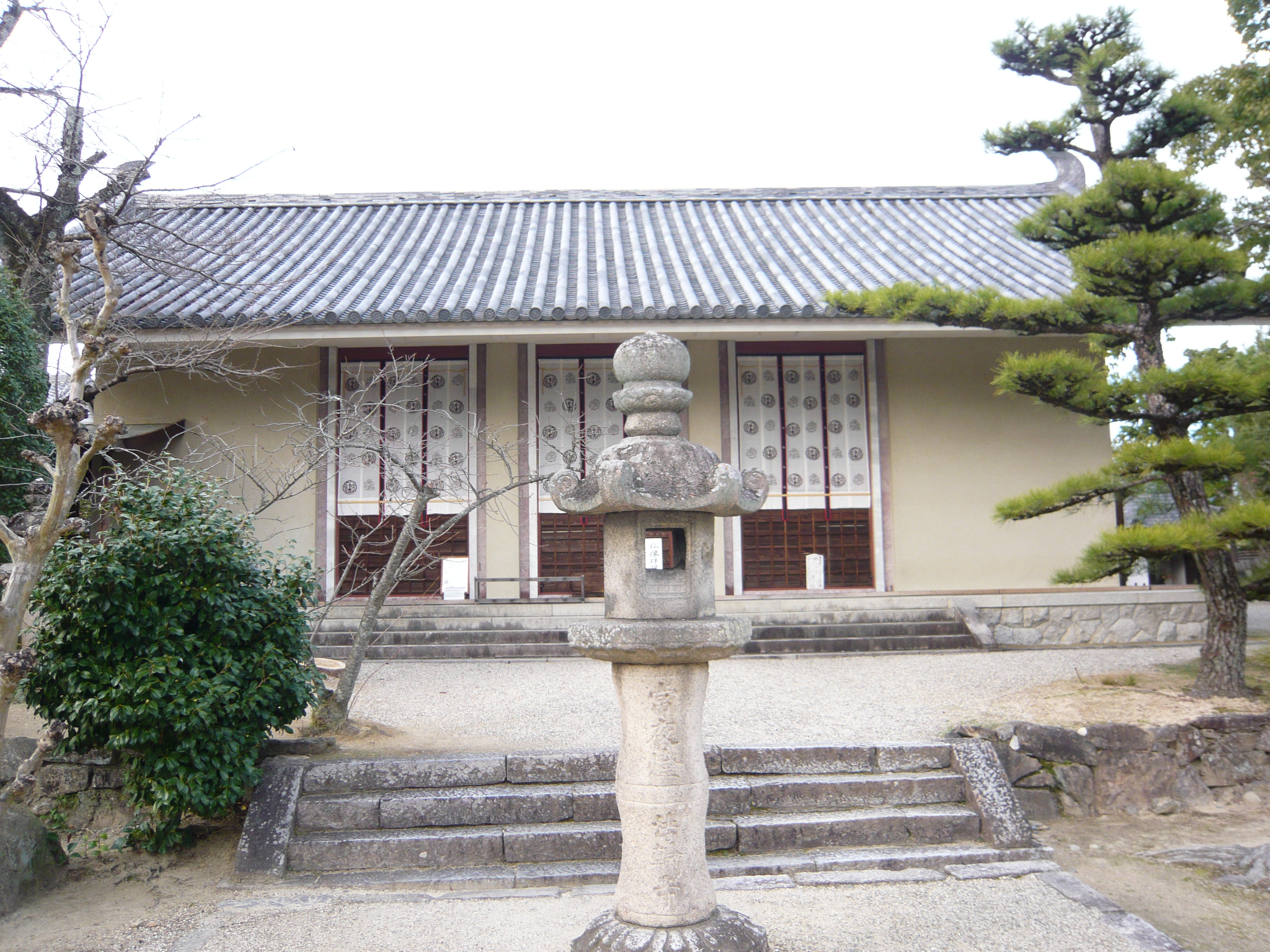 法輪寺（ほうりんじ）・講堂（収蔵庫）